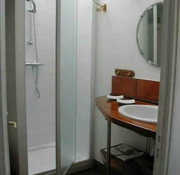 Aamiaismajoitus (B&B) Giverny Cottage