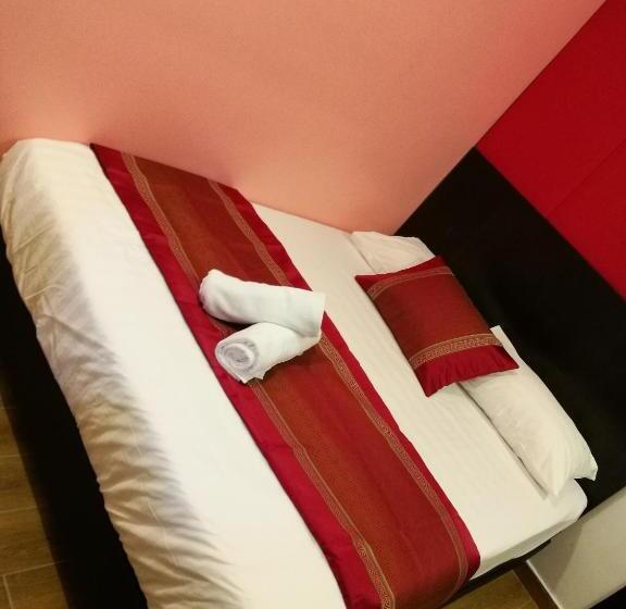 D Spark Hotel Bayu Tinggi