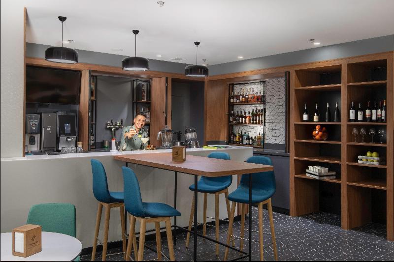 هتل Holiday Inn Yerevan   Republic Square, An Ihg