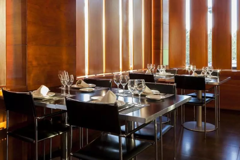 Ac Hotel Ponferrada By Marriott