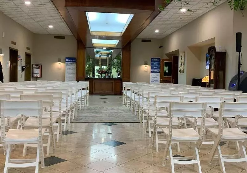 酒店 Best Western Grand Victorian Inn