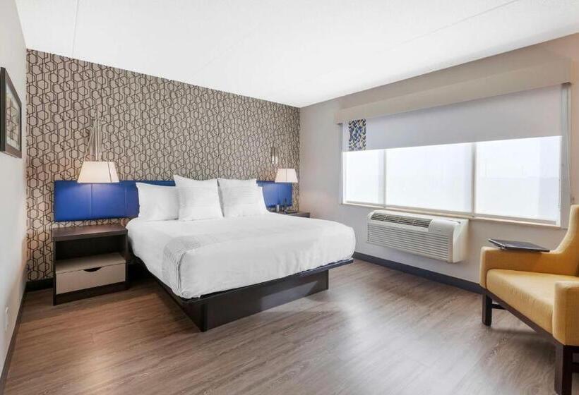 فندق Glō Best Western Mississauga Corporate Centre