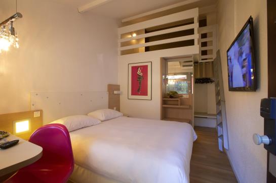 هتل Ibis Styles Aix En Provence Mas Des Oliviers