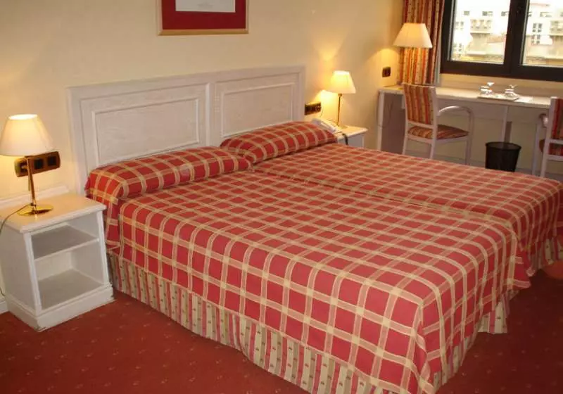 Отель Ilunion Bel Art