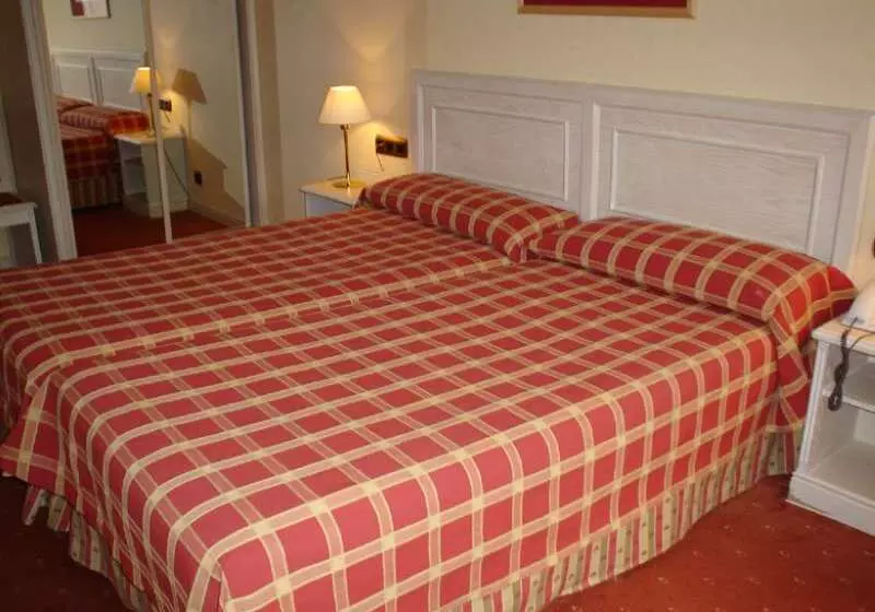 Отель Ilunion Bel Art