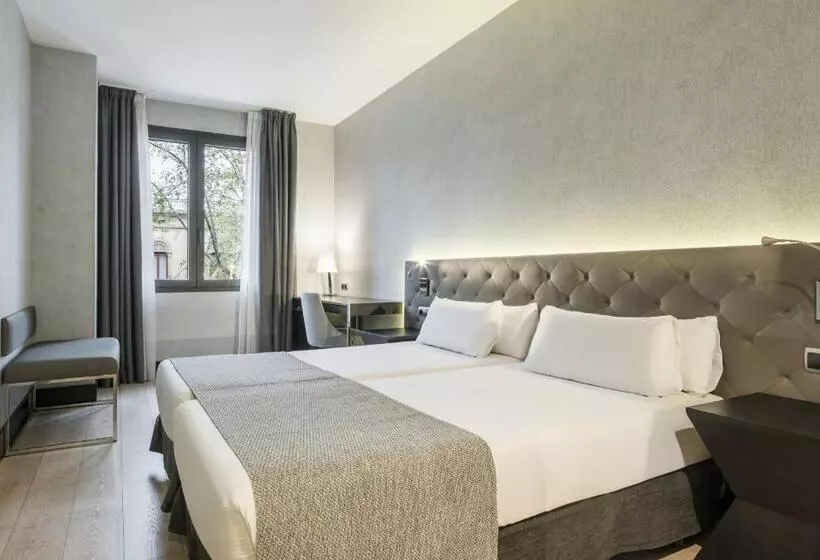 Отель Ilunion Bel Art