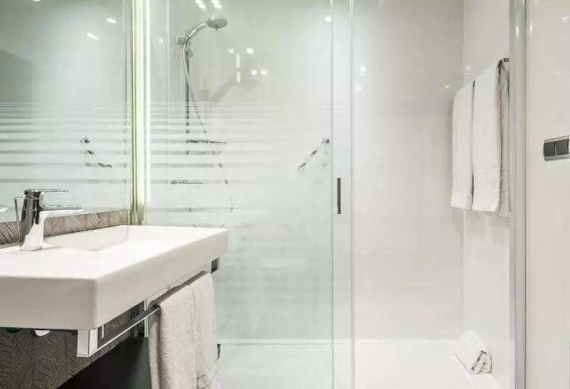 Отель Ilunion Bel Art