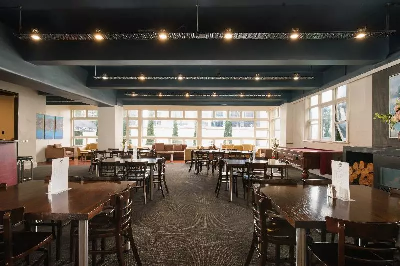 호텔 Kiwi International