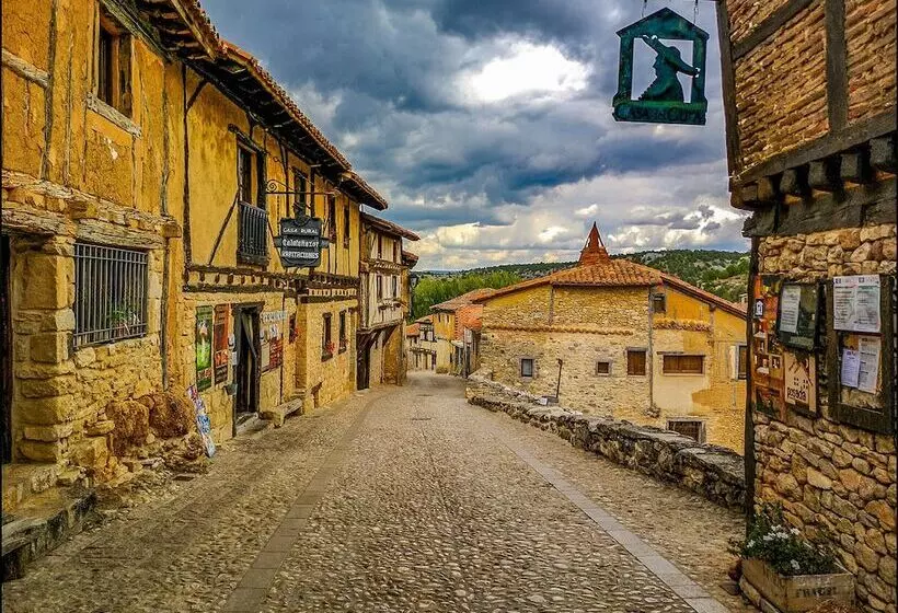 Отель La Casa Del Cura De Calatañazor