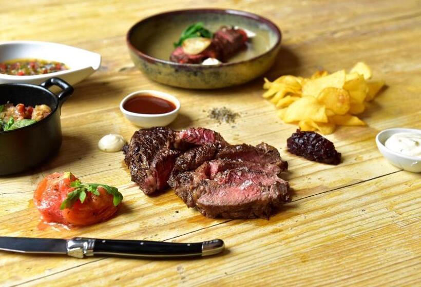 Pestana Vintage Porto Hotel & World Heritage Site