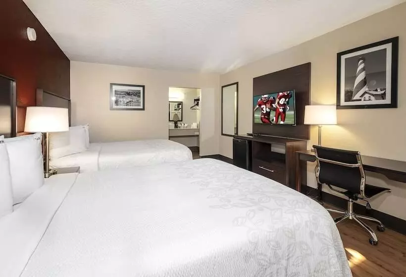 ホテル Red Roof Inn Plus+ St. Augustine