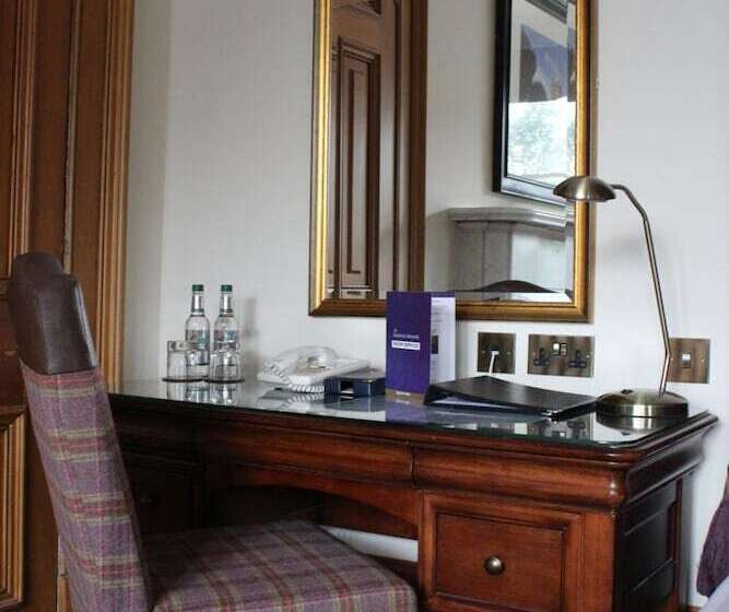 Hotel The Grange Manor