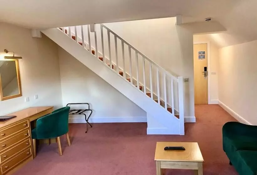 Purbeck House Hotel & Louisa Lodge