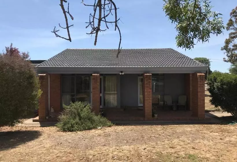 Dunolly Broadway B&b