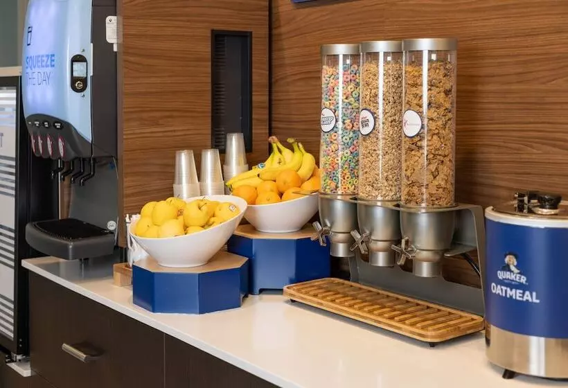 Hotelli Holiday Inn Express & Suites   Bourbonnais East   Bradley, An Ihg