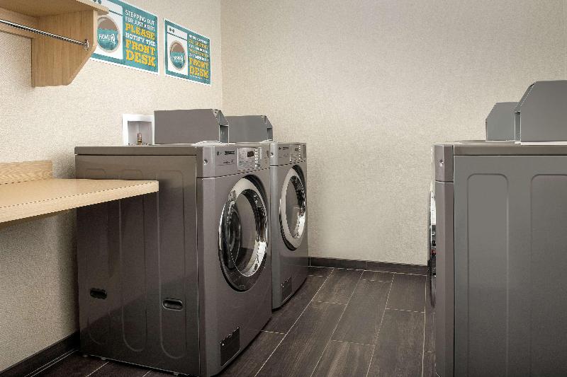 فندق Home2 Suites By Hilton Clovis Fresno Airport