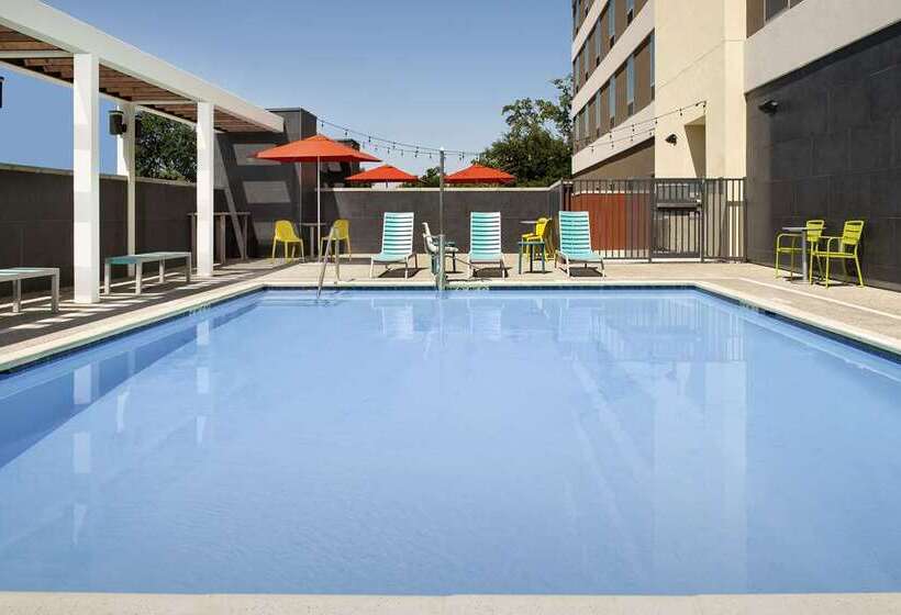 فندق Home2 Suites By Hilton Clovis Fresno Airport