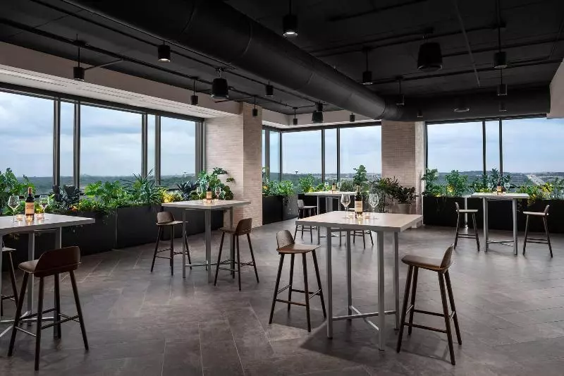 Hotelli Renaissance Milwaukee West