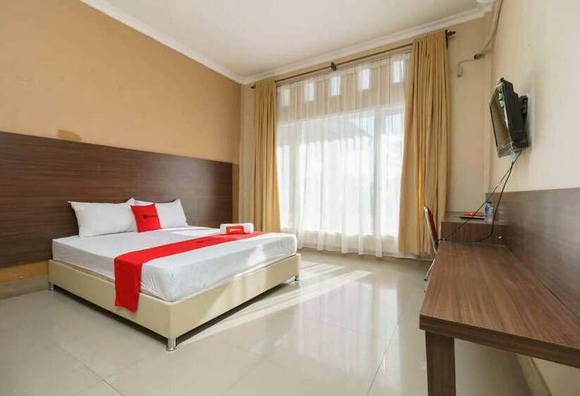 پانسیون Reddoorz @ Hotel Putri Gading Bengkulu