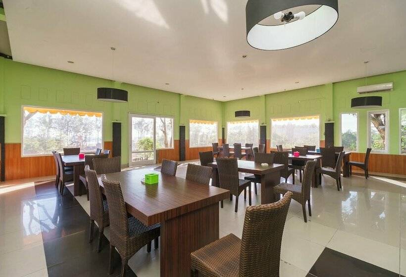 پانسیون Reddoorz @ Hotel Putri Gading Bengkulu