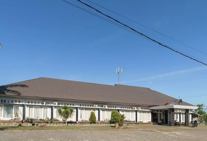 پانسیون Reddoorz @ Hotel Putri Gading Bengkulu