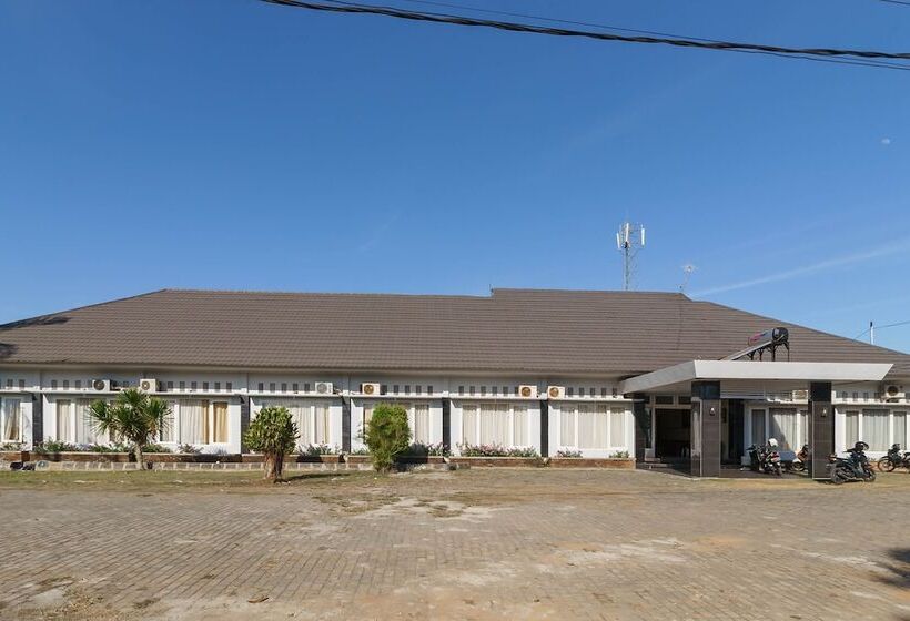 پانسیون Reddoorz @ Hotel Putri Gading Bengkulu