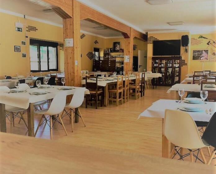 ユースホステル El Cordal De Laciana