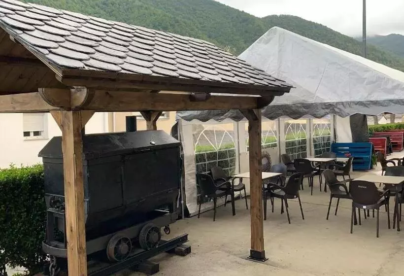 ユースホステル El Cordal De Laciana