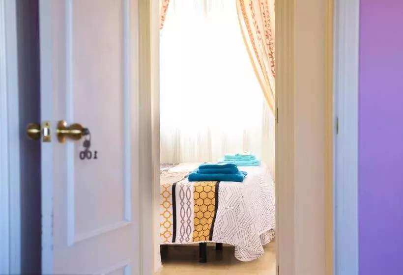 تختخواب و صبحانه Gcprestige