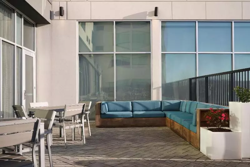ホテル Aloft Knoxville West