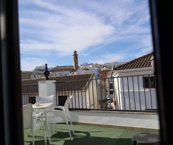 Hotelli Hospedium Dlj Hostal Temático Desde La Judería