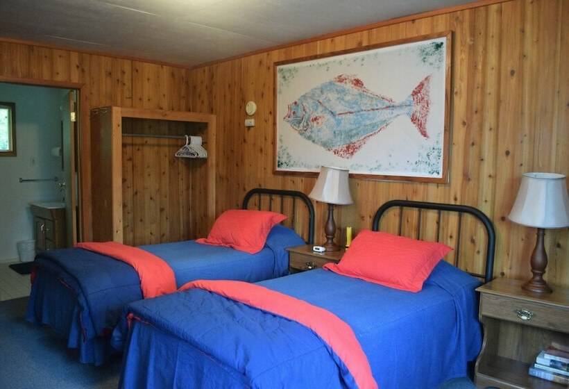 فندق Zachar Bay Lodge Inc