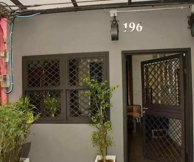 پانسیون Inner Old Town 196 Chic Guesthouse   Self Check In