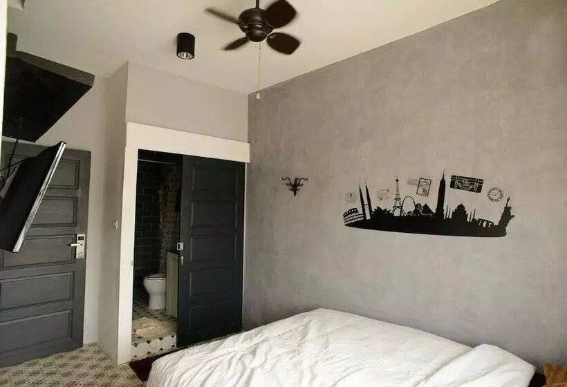 پانسیون Inner Old Town 196 Chic Guesthouse   Self Check In