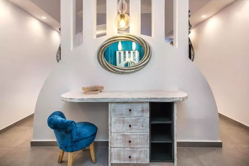 Majatalo Abasa Suites