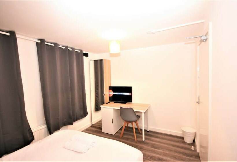 Majatalo Parfett Guest House