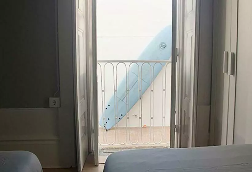 هاستل Watermark Surf House