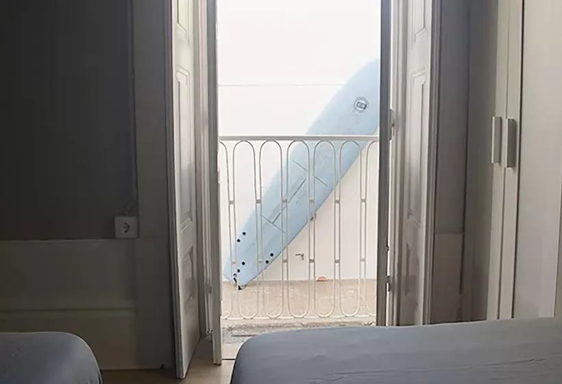 هاستل Watermark Surf House