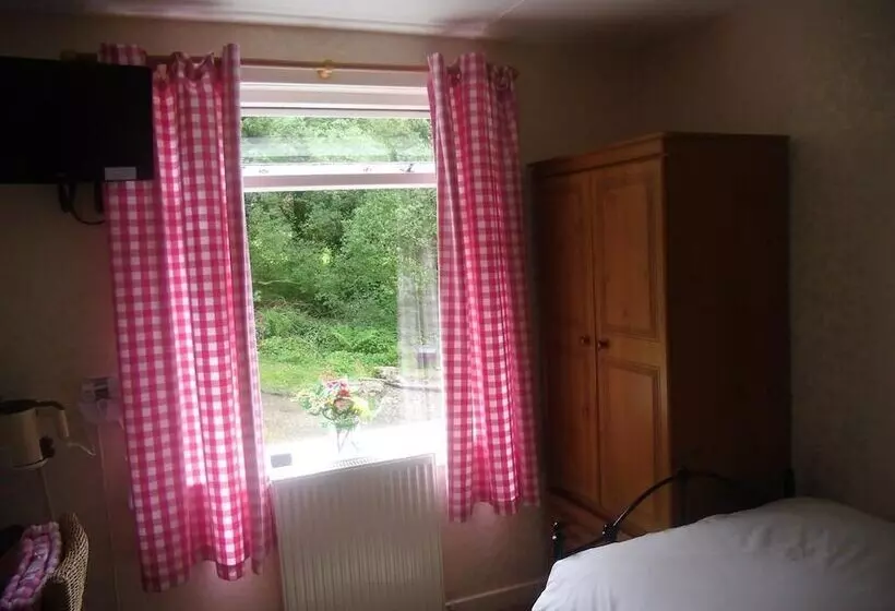 Hostelli The Ormidale