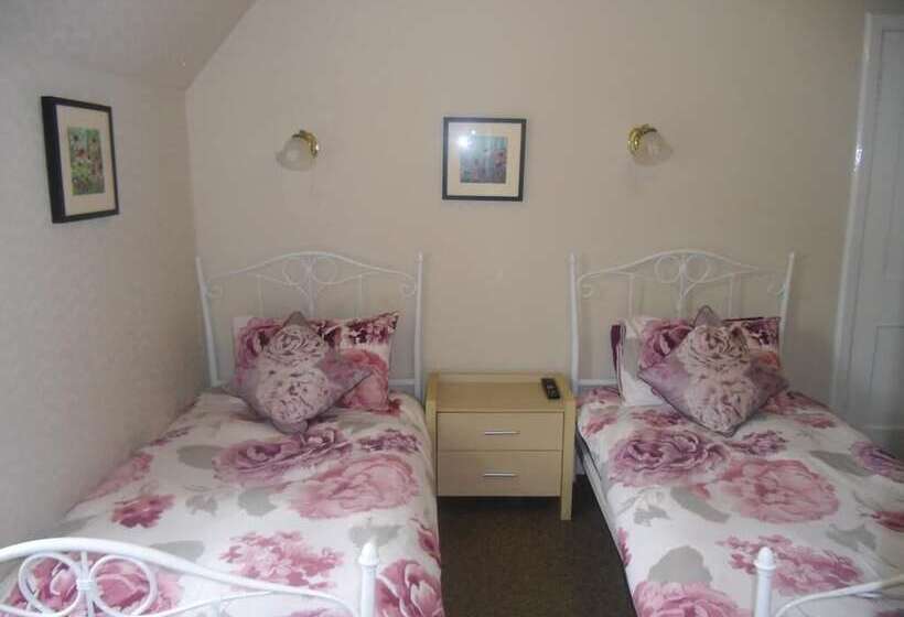 簡易ホテル The Ormidale