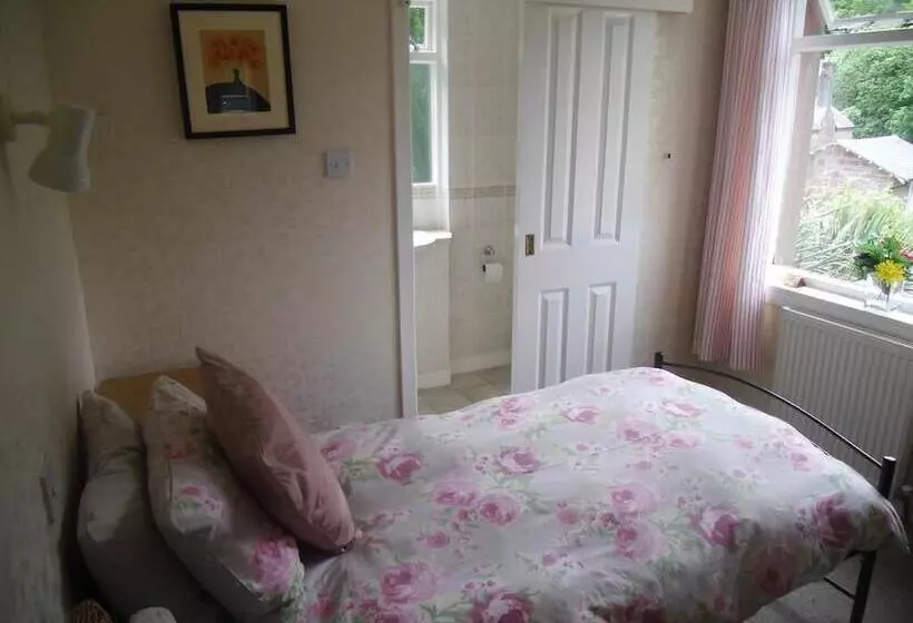 Hostelli The Ormidale