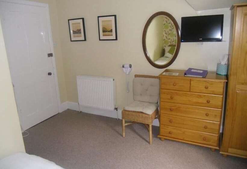 簡易ホテル The Ormidale