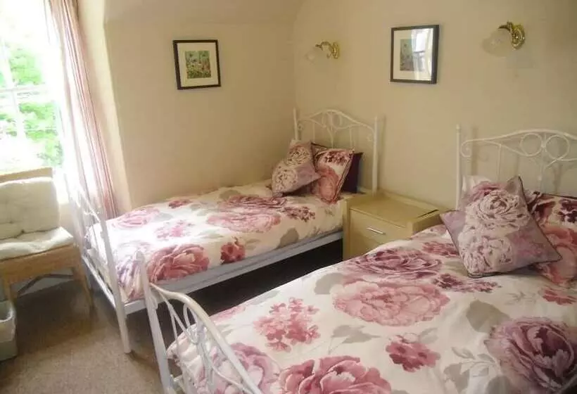 Hostelli The Ormidale