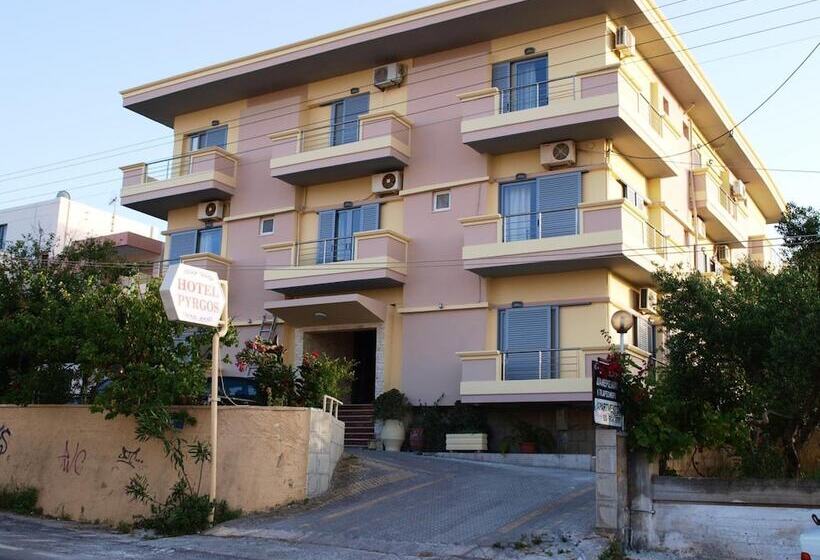 هتل Pyrgos