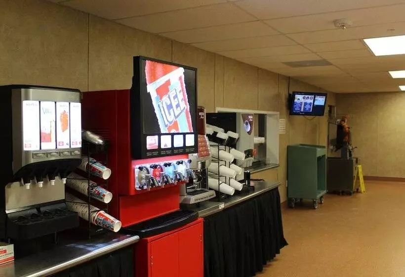 هتل Target Hospitality Seven Rivers Lodge Carlsbad