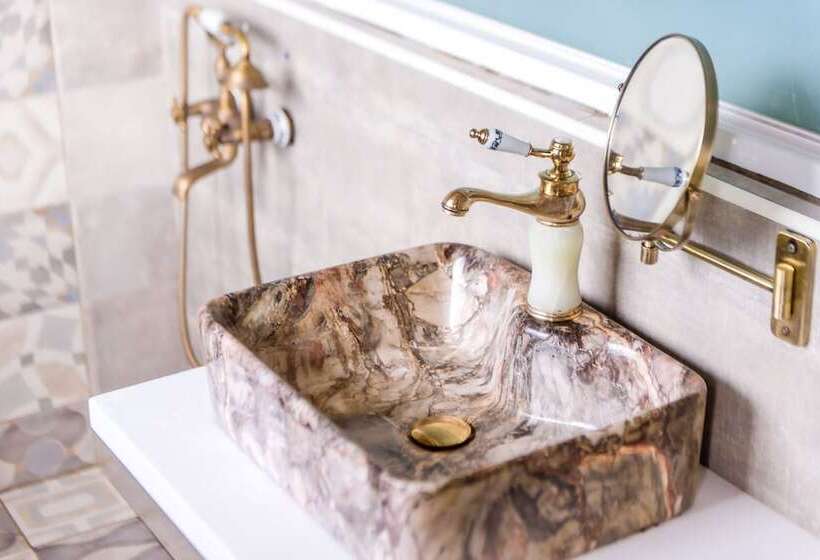 پانسیون Dream Valley