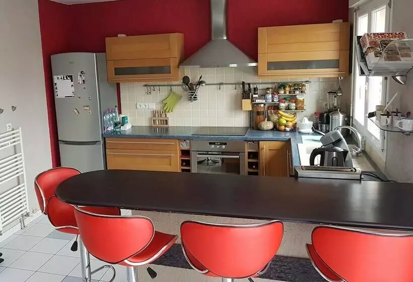 Aamiaismajoitus (B&B) Chambre D Hotes   Quartier Université