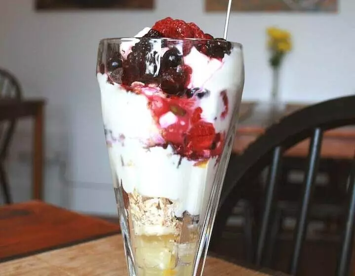 تختخواب و صبحانه Coast Accommodation