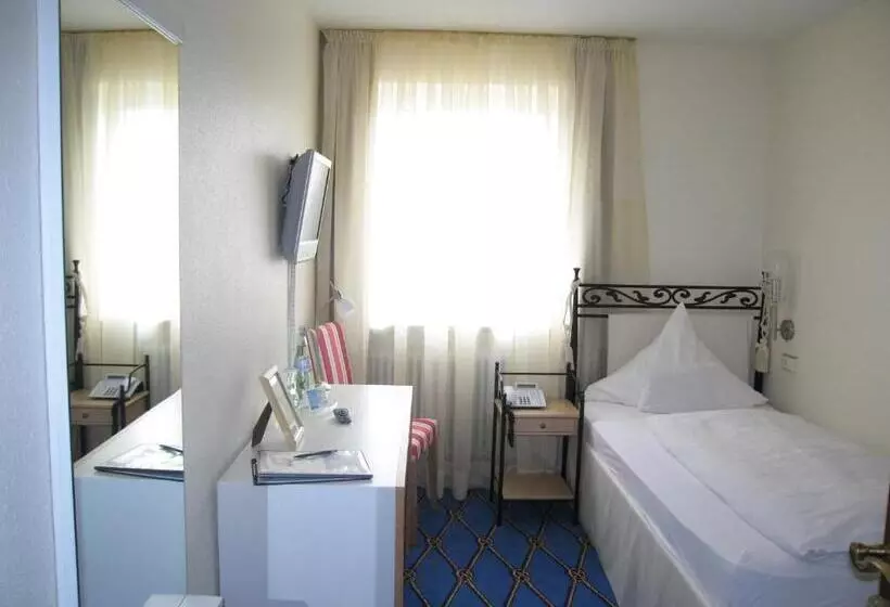 Hotel & Restaurant Mainaublick