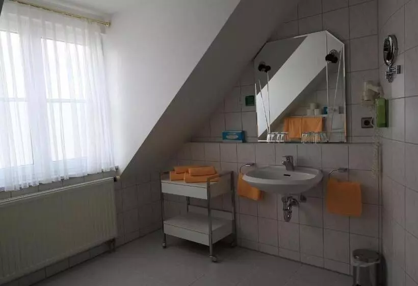 Hotel & Restaurant Mainaublick